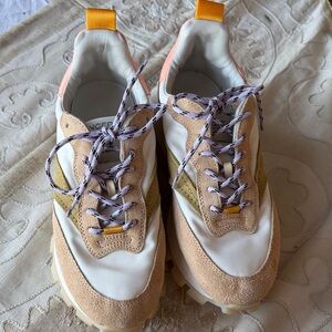 Women's Sneakers in Cream and Tan by Oncept